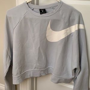 Cropped Nike Sweatshirt